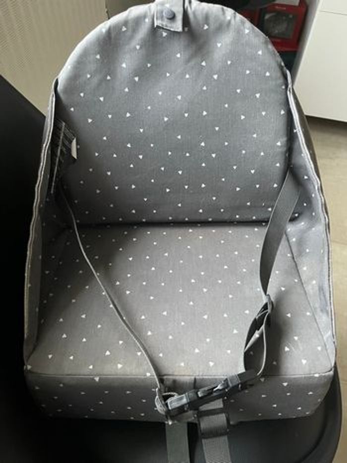 Réhausseur pour chaise Vertbaudet
