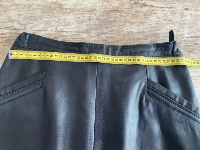 Jupe en cuir vintage - photo numéro 11