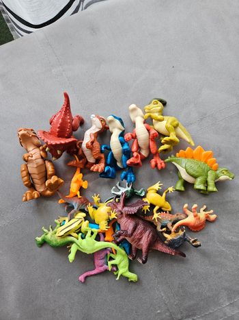 Lot dinosaure