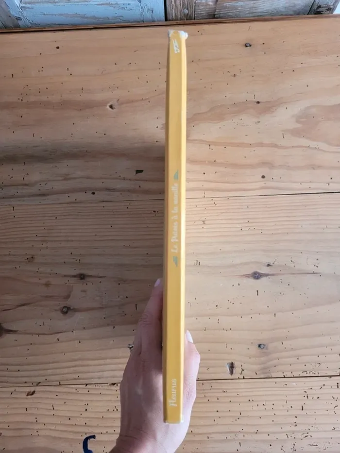 Livre parfumé - photo numéro 2
