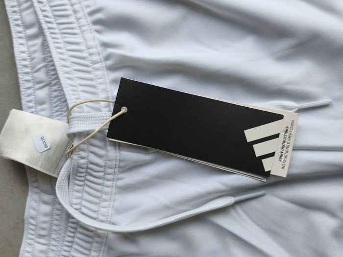 Emsemble Adidas Neuf et authentique avec étiquettes, taille XL - photo numéro 8