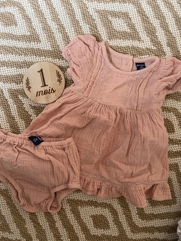 Ensemble robe culotte 1 mois fille