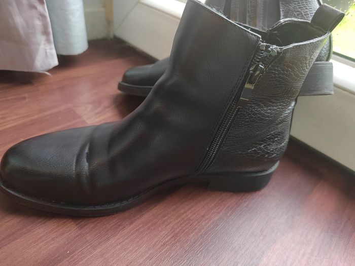 Bottines noires taille 41 peu portées - photo numéro 3