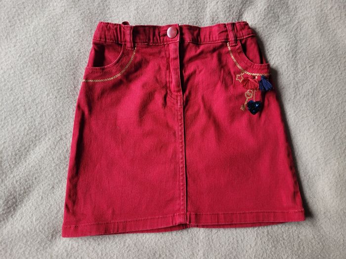 Jupe 8 ans - photo numéro 2