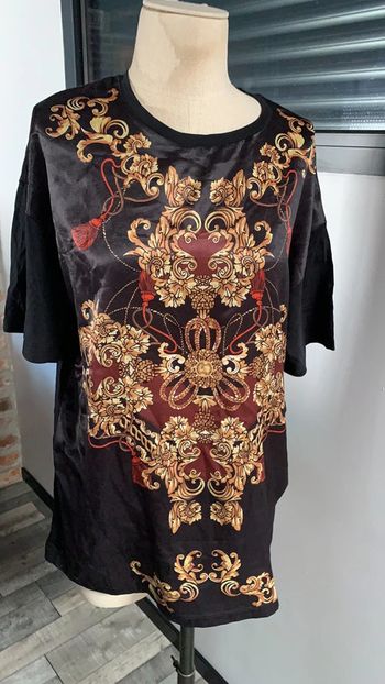 TEE shirt