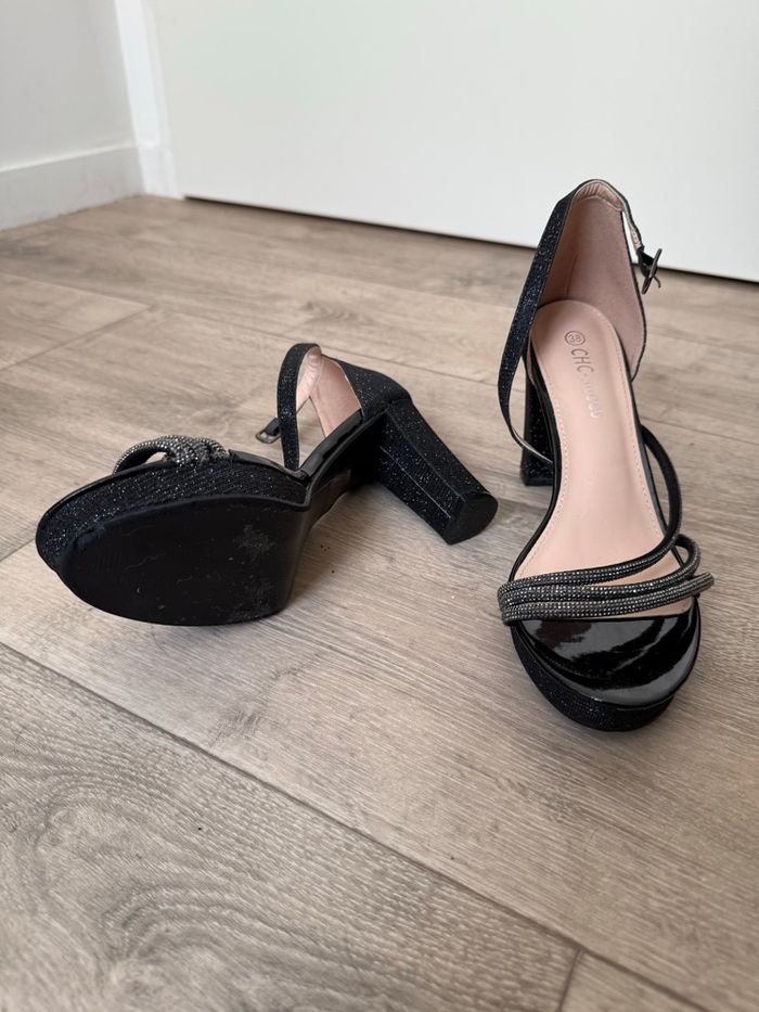 Sandales à talons noires pailletées Naumy - photo numéro 3