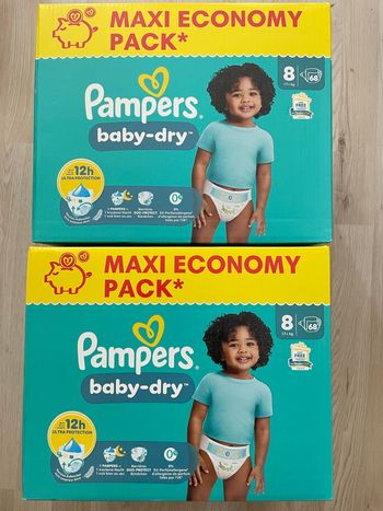 Pampers taille 8 
