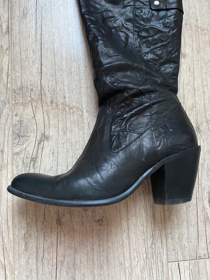 Bottes hautes plissées noir style santiag cowboy - photo numéro 4
