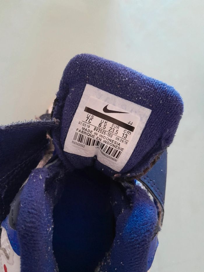 Basket Nike 23.5 - photo numéro 4