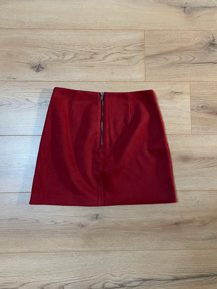 Jupe rouge - photo numéro 2