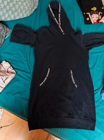 Robe sweat John Baner Taille 40/42