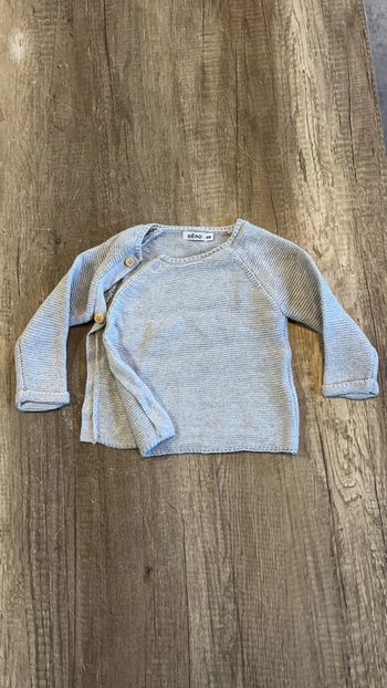 Gilet pull gémo taille 6 mois