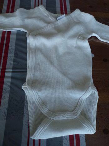 Bodys manches longues 3 mois Petit bateau