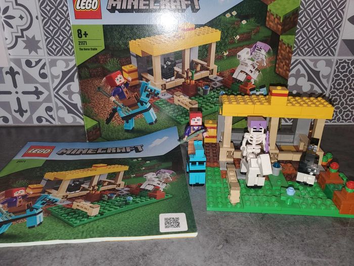 Lego minecraft .