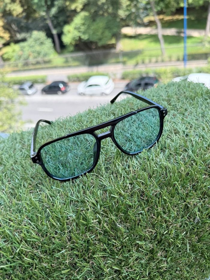 Lunette de soleil - photo numéro 5