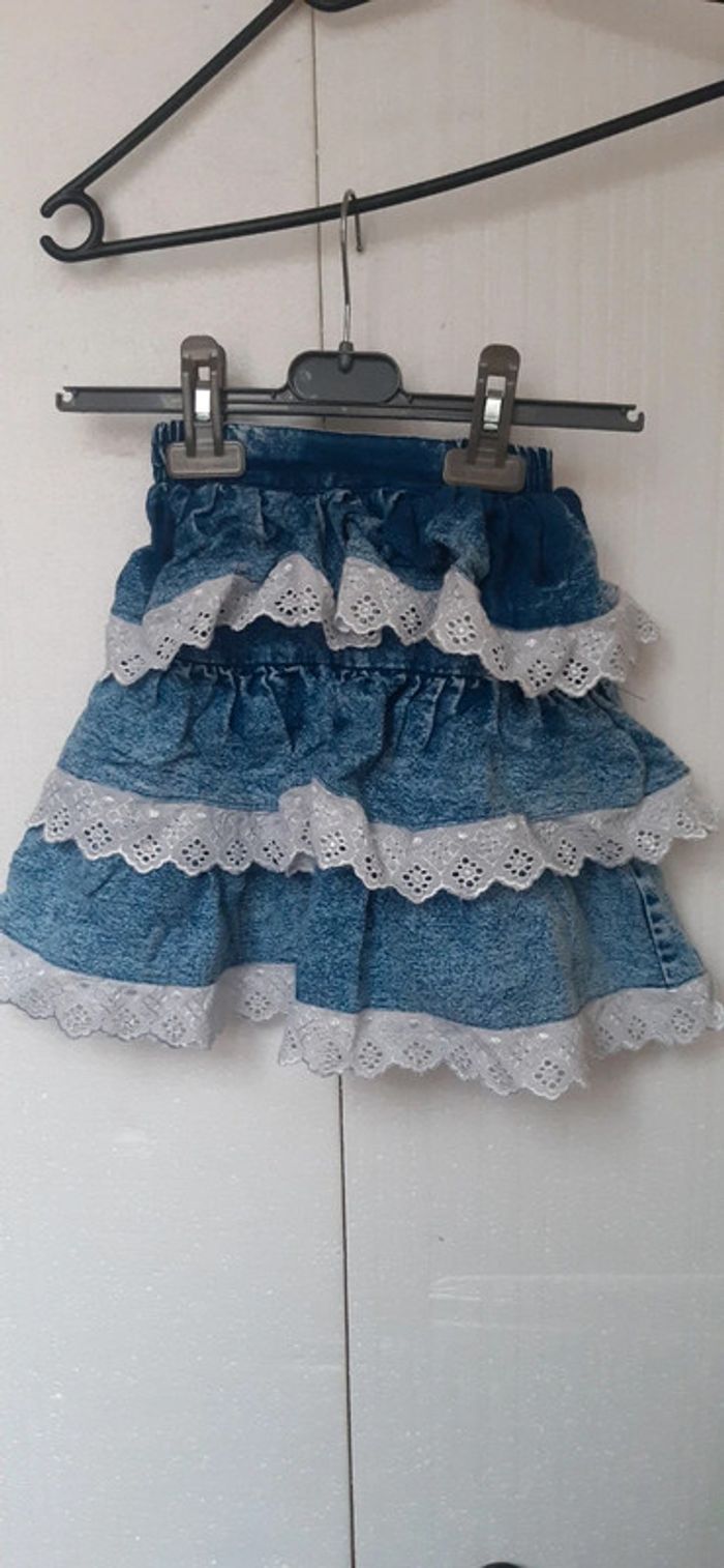 Jupe froufrou dentelle 4ans