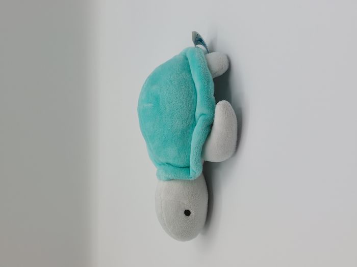 Peluche doudou tortue DODIE vert blanc 18 cm - photo numéro 2