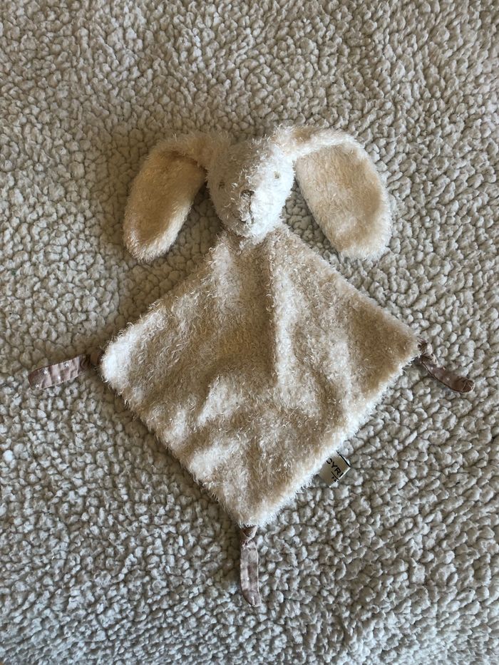 Doudou plat noeuds lapin blanc beige étoiles Cyrillus