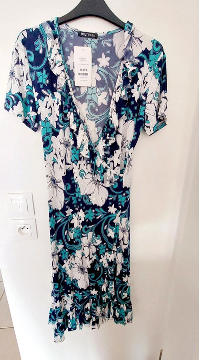 Sublime robe Multiples Taille 3 neuve