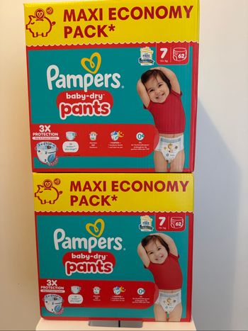 124 couches Pampers pants taille 7