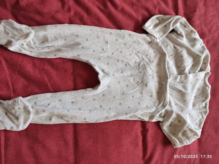 Pyjama velours Kiabi 24 mois - photo numéro 3