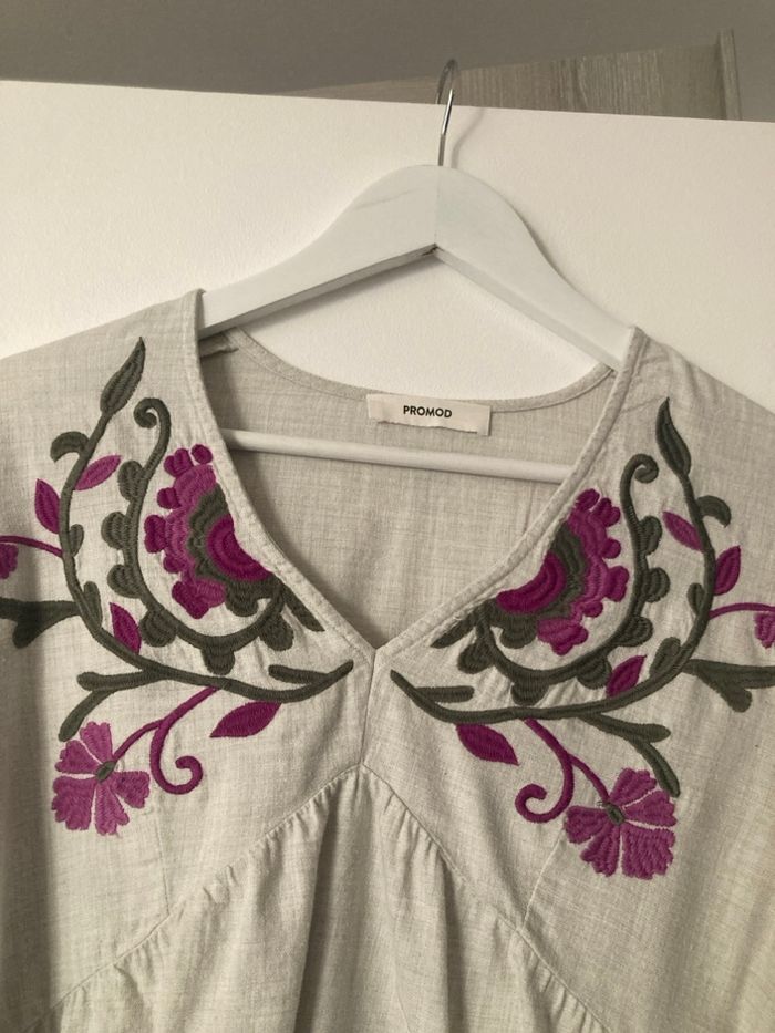 Blouse brodée - photo numéro 2