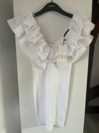 Robe près du corps
