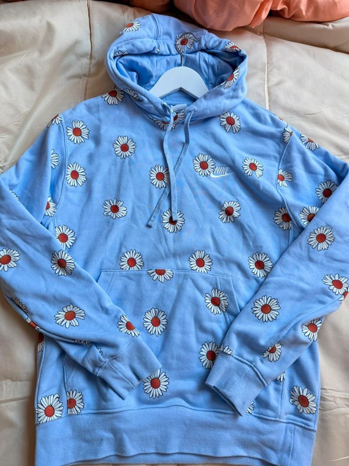 Pull Nike bleu pastel