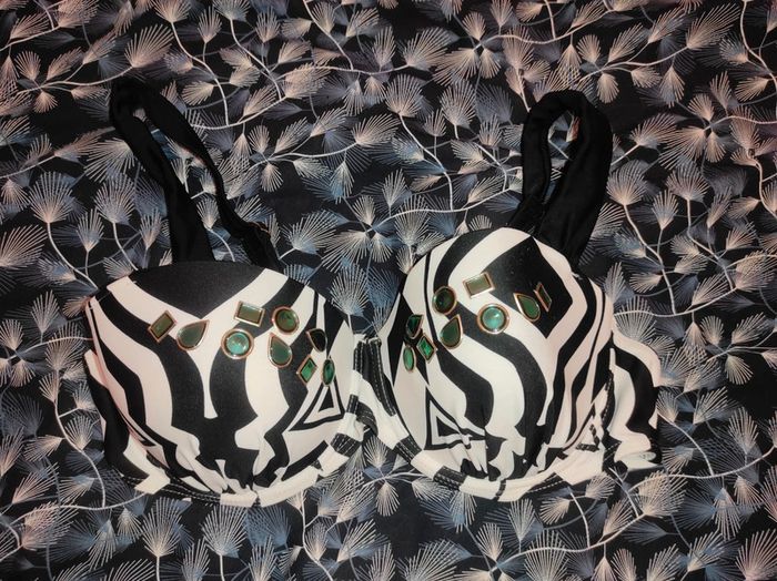 Maillot de bain 2 pièces t 42 - photo numéro 2