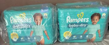 Lot Pampers taille 5