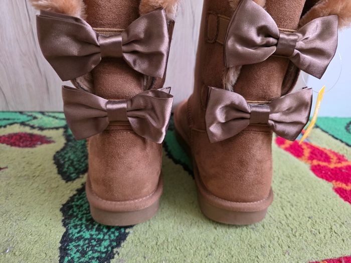 BOTTES FOURRÉ BIEN CHAUDE TOUT DOUX À L'INTÉRIEUR NEUF TAILLE 40 MARQUE PHILOV - photo numéro 3