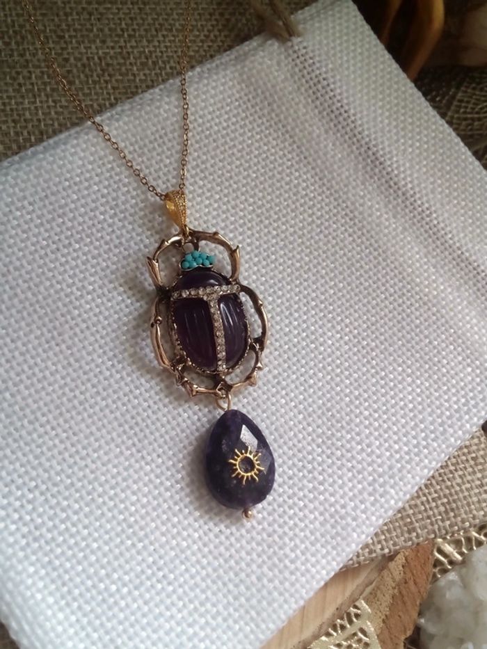 Collier scarabée pierre réversible d'améthyste 💜.