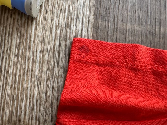 - Combishort Tex - 3 mois - Très bon état, mini tache - photo numéro 3