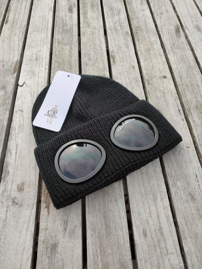 Bonnet CP company - photo numéro 2