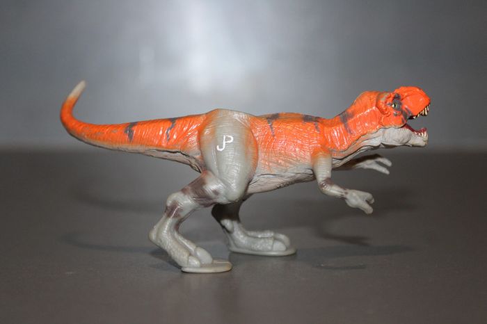 Figurine Tyrannosaure - Jurassic Parc - photo numéro 3