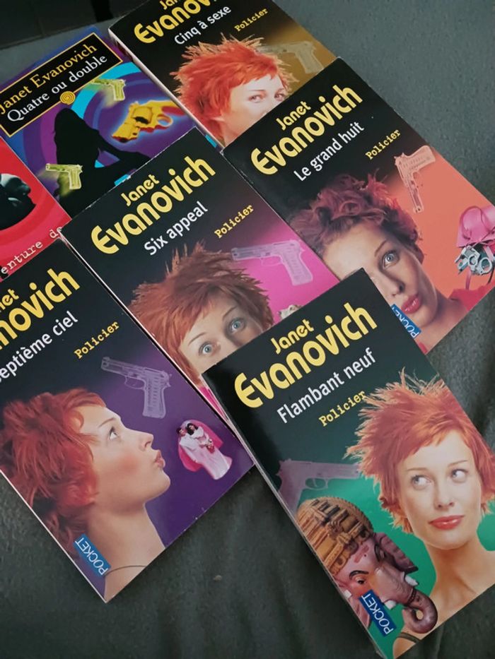 Les enquêtes de Stéphanie Plum - Janet Evanovich 🔞 - photo numéro 3