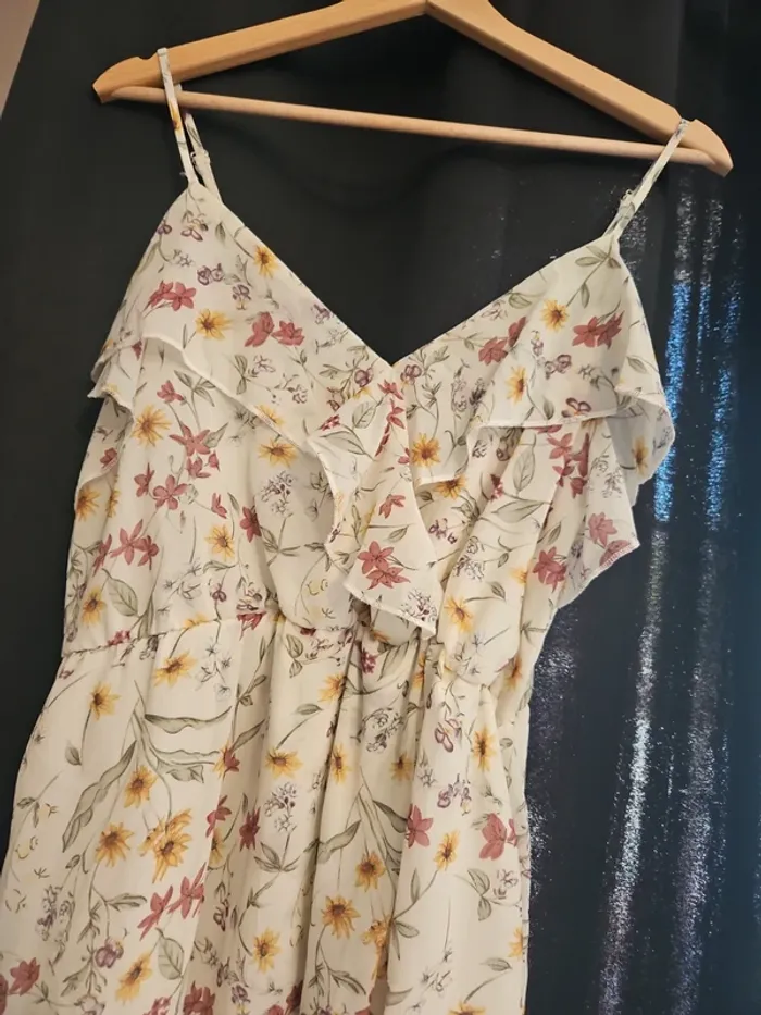 Robe fleurie fendue - photo numéro 2