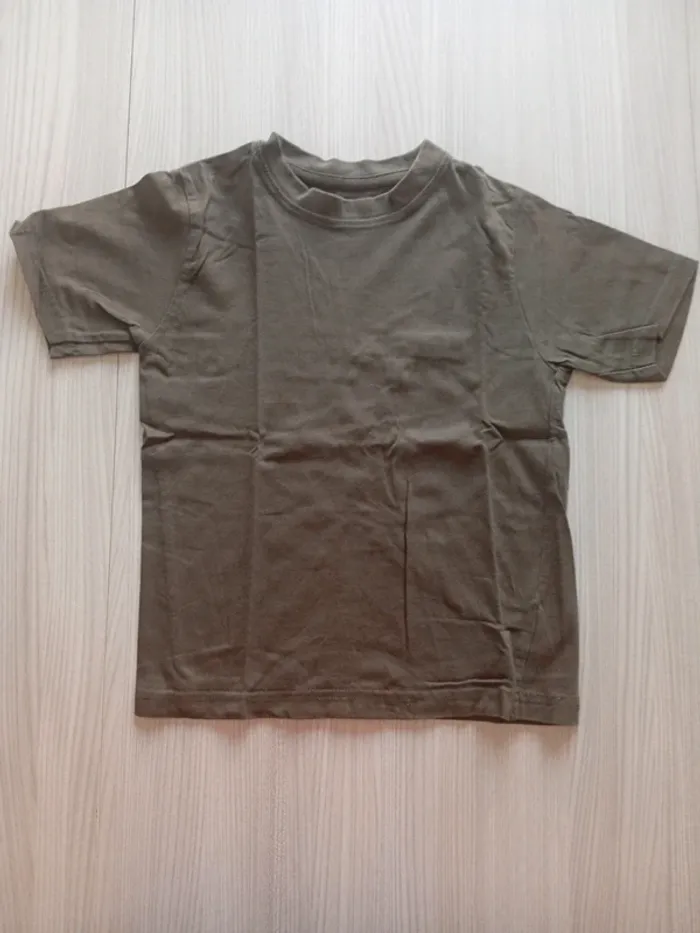 18 tee-shirts - photo numéro 9
