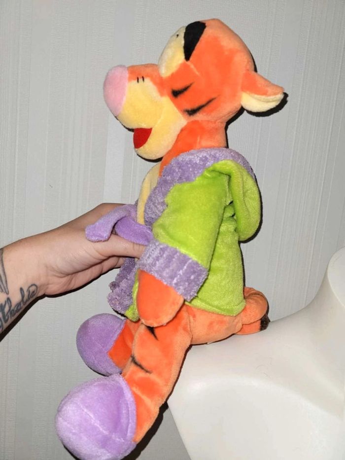 Peluche tigrou  peignoir disney - photo numéro 2
