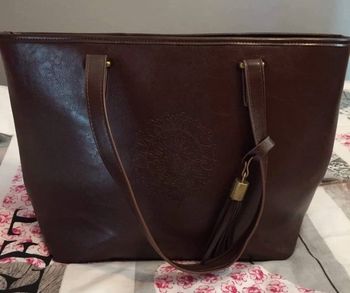 Sac en cuir marron neuf