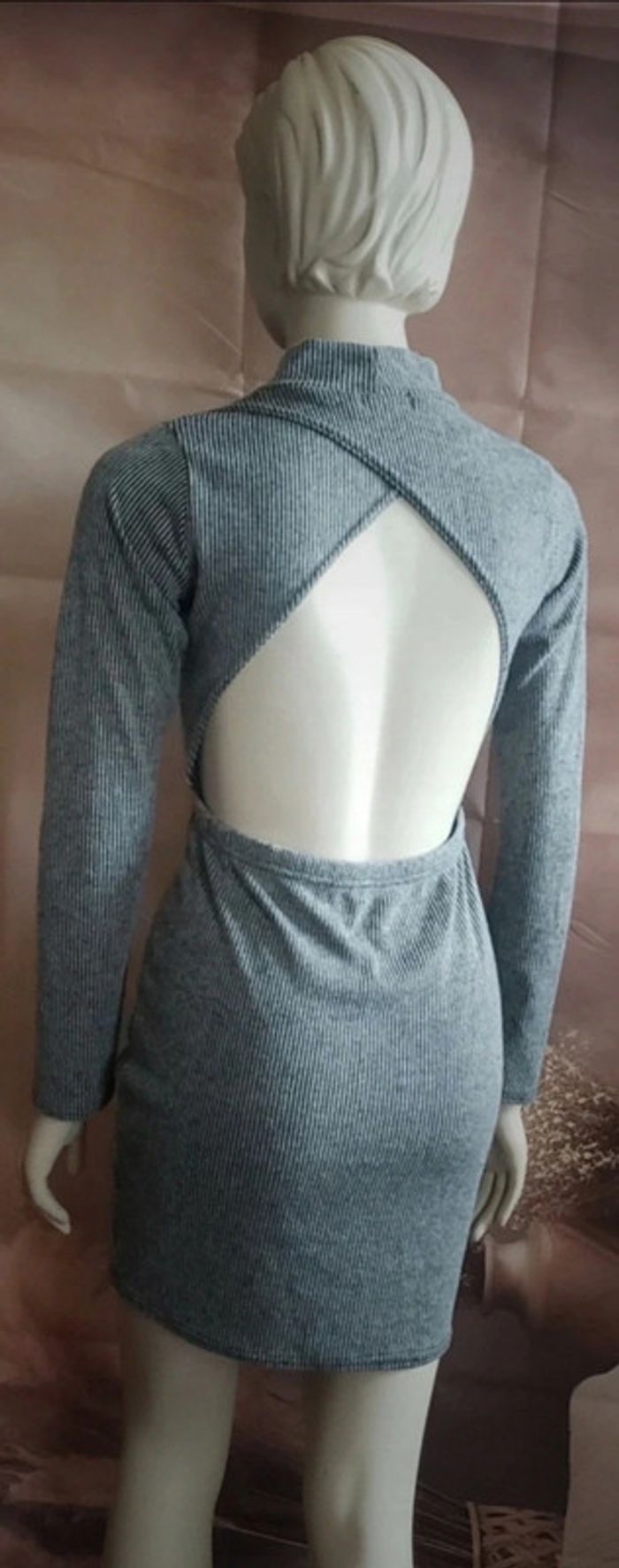 Jolie robe dos nu Isaw It First taille 42 - photo numéro 2