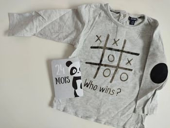 Tee-shirt manches longues, taille 24 mois