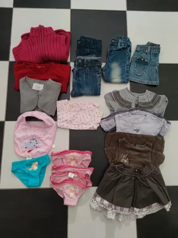 Lot de 18 vêtements fille de 3 mois à 3 ans
