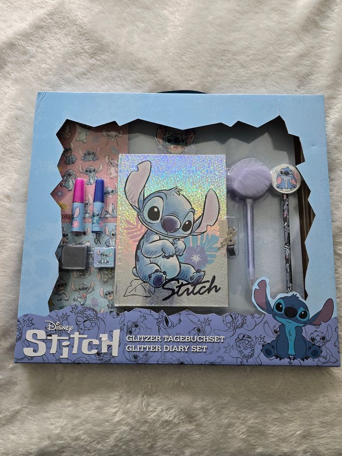 Coffret papeterie Stitch