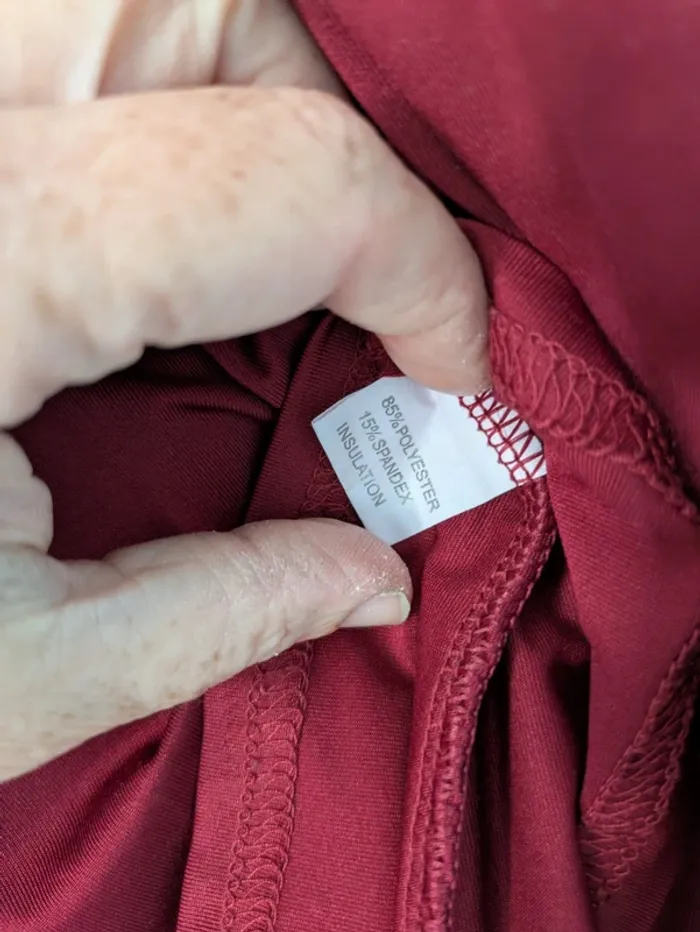 Haut épaules dénudées - photo numéro 6