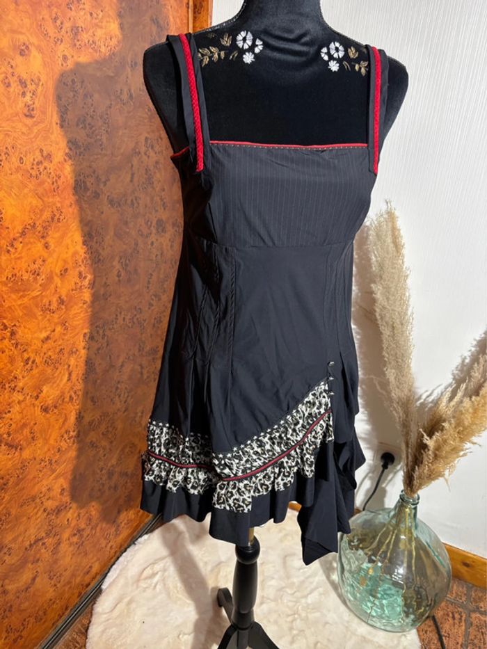 Robe noire La Mode Est à Vous - Style original - Taille 40 - photo numéro 2