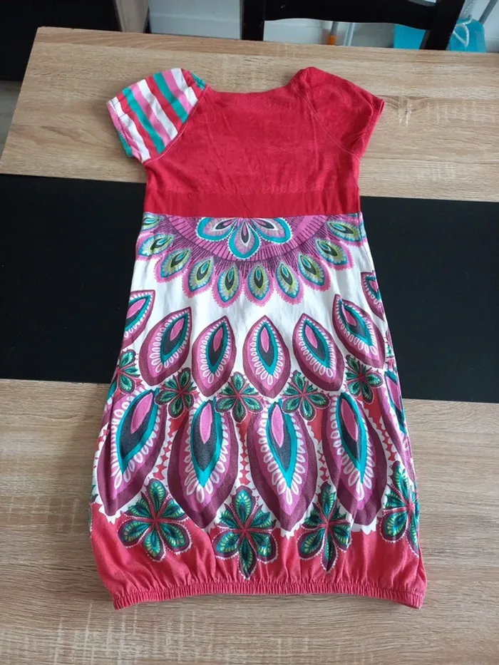 Robe desigual rouge /rose T.9/10 ans - photo numéro 2