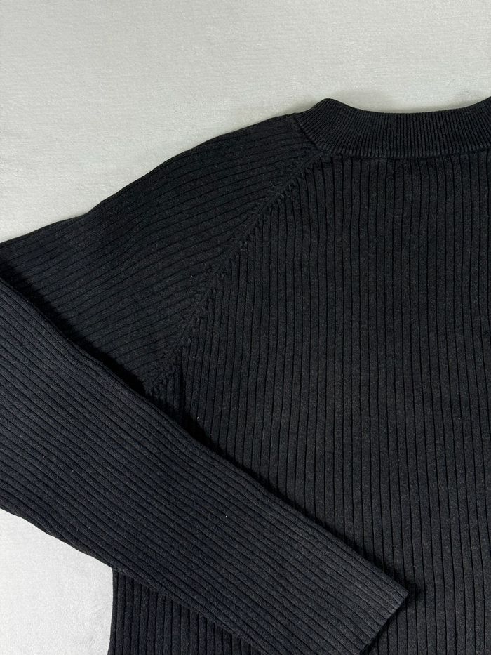 Pull noir côtelé Ralph Lauren pour femme taille M Boutons sur l'épaule en 100% coton - photo numéro 9