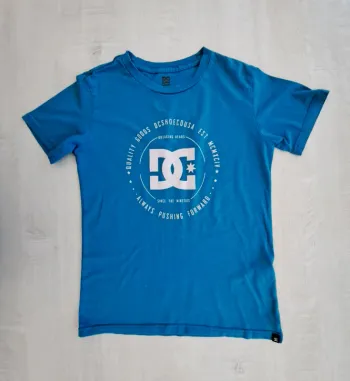 T-shirt bleu DC Shoes - taille 10 ans - printemps été - 100% coton