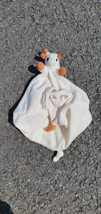 Doudou Sophie la girafe